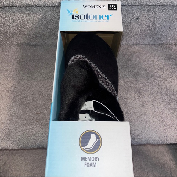 Isotoner Women’s slippers - Picture 3 of 4